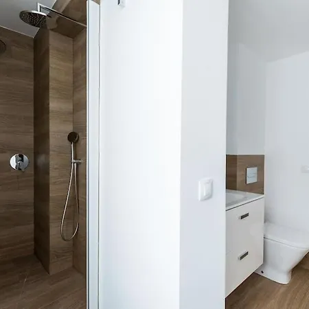 דירה Moderno En Triana 2 Y Aire Acondicionado סביליה
