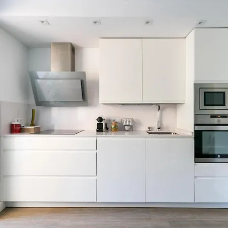 Moderno En Triana 2 Y Aire Acondicionado *