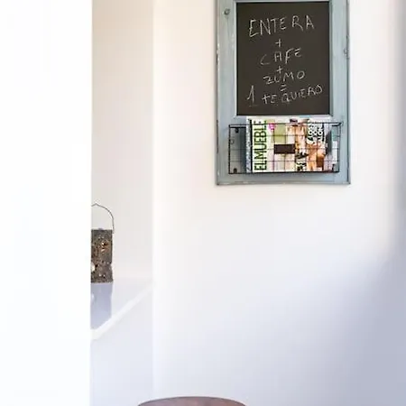 Moderno En Triana 2 Y Aire Acondicionado Apartament