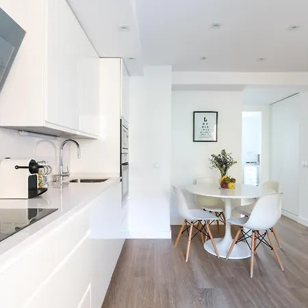 Moderno En Triana 2 Y Aire Acondicionado Apartament